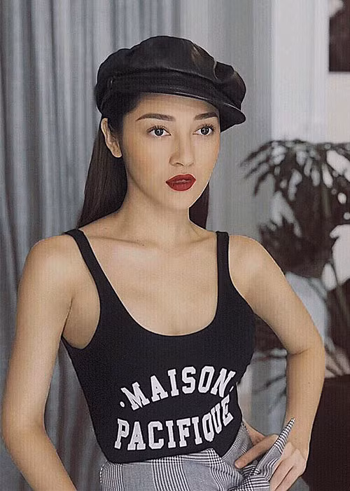 Bảo Anh được người hâm mộ khen sở hữu gương mặt đậm chất điện ảnh.