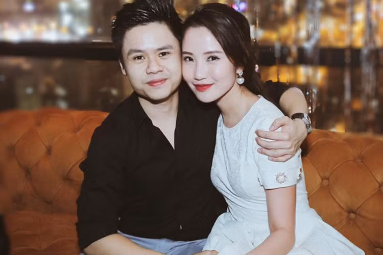 Sau sinh nhật của Xuân Thảo ít ngày, Phan Thành đã cập nhật ảnh đại diện bằng khoảnh khắc anh đang ôm Xuân Thảo. Ảnh: FBNV