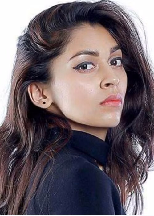 Nikita Chandak đến từ Nepal. Cô năm nay 21 tuổi, cao 1m67 và là một người mẫu. Nikita về vị trí đầu tiên ở nhóm 3 trong vòng thử thách đối đầu.