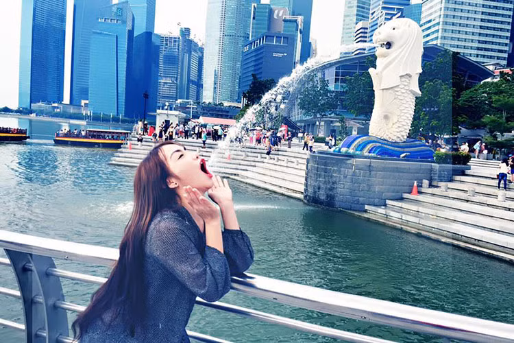 Ở tuổi 29, Hồng Kim Hạnh vẫn rất nhí nhảnh, đáng yêu. Vẻ trẻ trung tràn đầy sức sống cũng giúp cô ghi thêm điểm với khán giả. Ảnh: FBNV