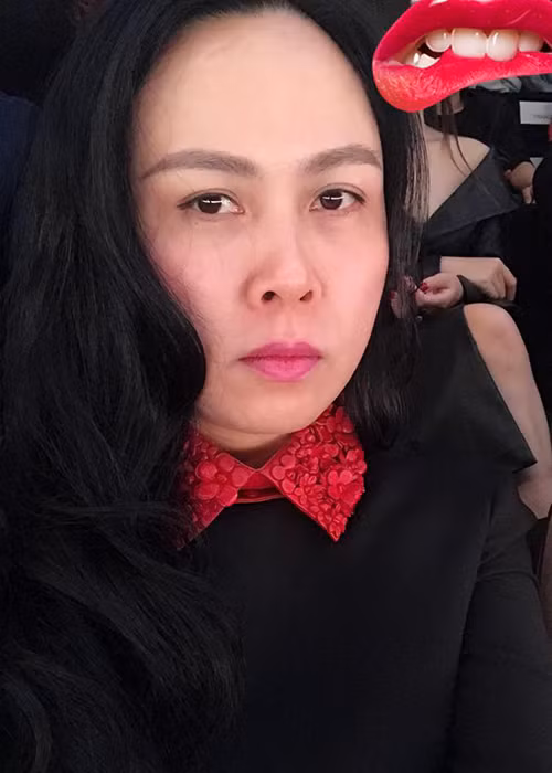 Quách Ngọc Ngoan hỏi fans nơi bán bánh chuối chiên ở Hà Nội vì bạn gái đang rất thèm ăn món này.