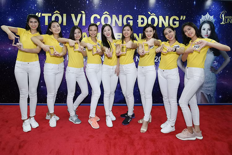 Kiều Nhung hào hứng với thử thách thực hiện dự án cộng đồng trong tập 5 Tôi là Hoa hậu Hoàn vũ Việt Nam 2017. Ảnh: BTC