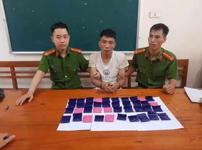 Vua ra tu lai “ngua quen duong cu” tiep tuc mua ban ma tuy