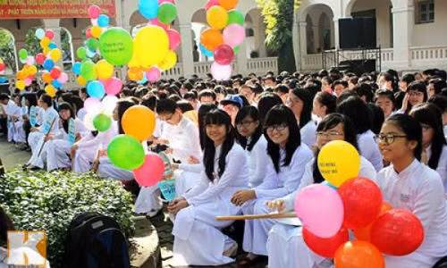 Hom nay, hoc sinh ca nuoc khai giang nam hoc moi 2015 - 2016