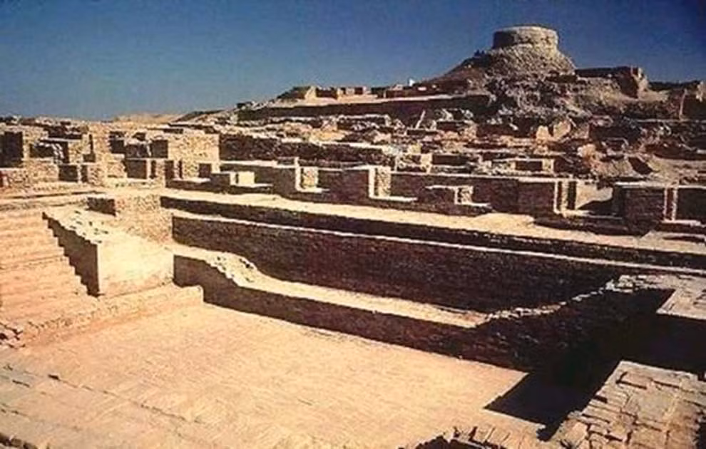 Nguyên nhân của sự suy giảm đột ngột này vẫn chưa được xác định, có thể là do một vụ nổ bất ngờ hoặc thảm họa thiên nhiên.