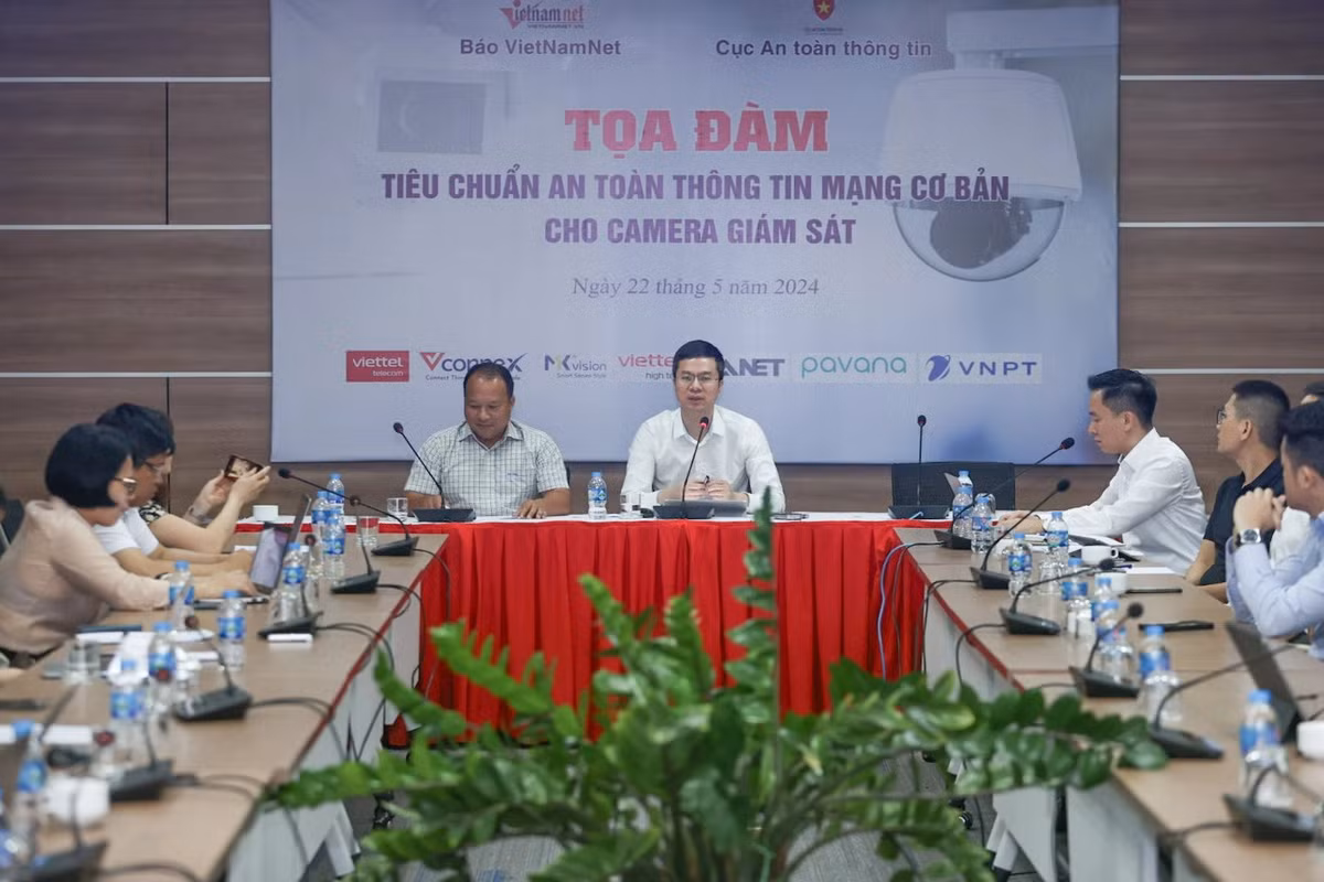 Giat minh su that ve camera giam sat nhieu gia dinh Viet dang dung
