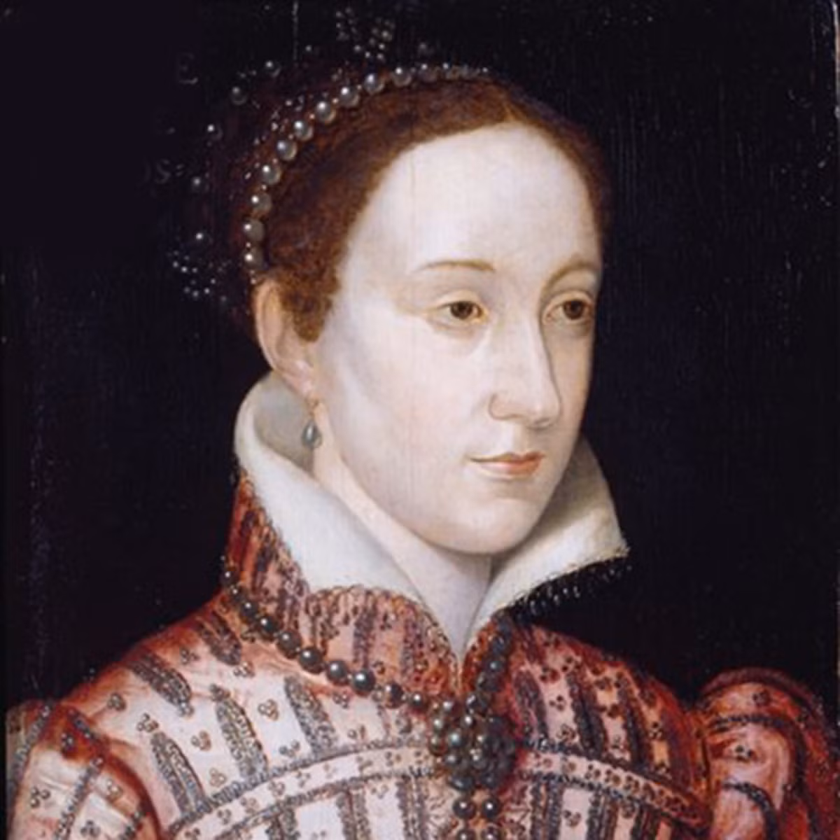 Do bị khước từ đề nghị liên hôn giữa 2 hoàng tộc nên Vua Henry VIII quyết định xâm lược Scotland. Theo đó, những năm tháng sau, Nữ hoàng Mary phải sống lưu lạc khắp nơi để tránh chiến sự.