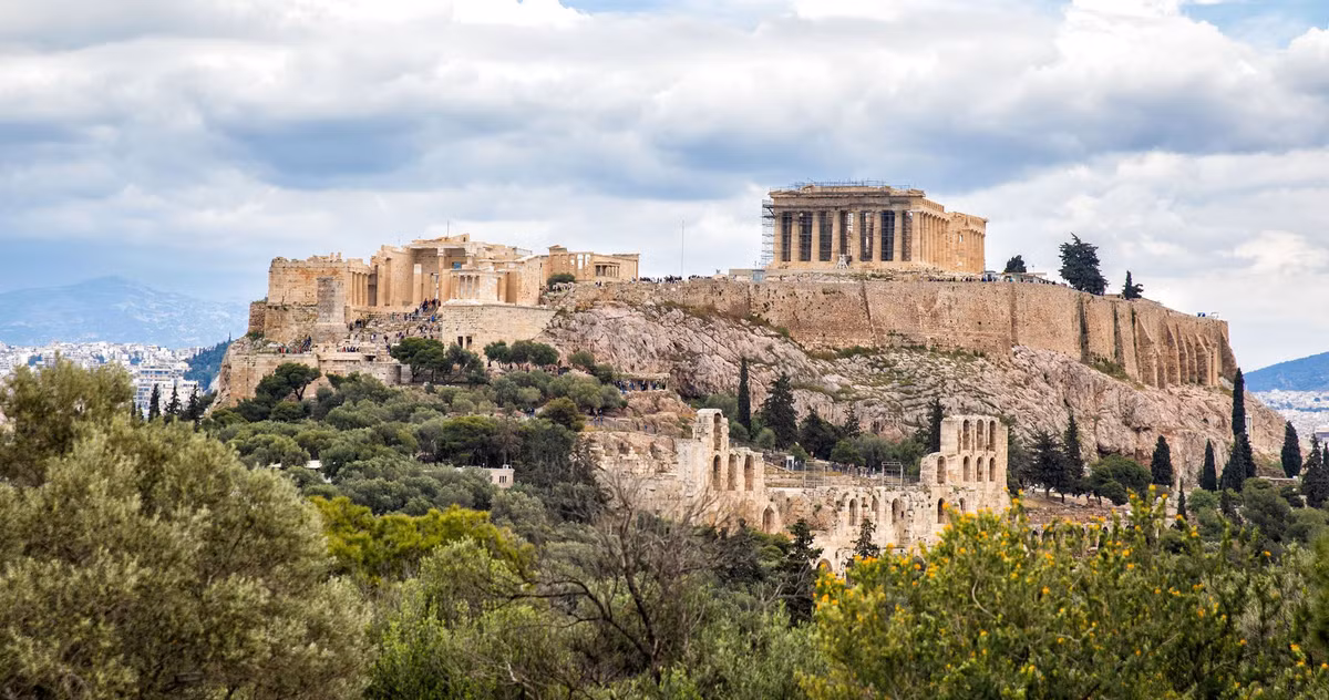 Cụ thể, Athens là một trong những thành phố lâu đời nhất châu Âu. Nơi đây có người sinh sống liên tục trong hơn 7.000 năm.
