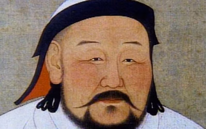 Thậm chí, Thành Cát Tư Hãn còn miễn thuế cho một số nơi thờ cúng tâm linh của người dân. Nhờ hành động khoan dung của ông đối với các tôn giáo, Mông Cổ dưới sự trị vị của ông hoàng này ít khi xảy ra các cuộc nổi loạn.
