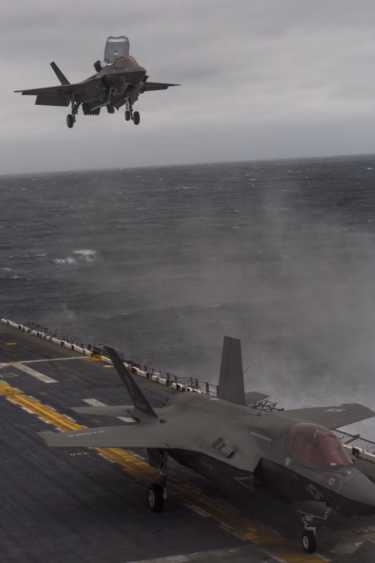 F-35B là biến thể có khả năng hạ cánh thẳng đứng và cất cánh trên đường băng ngắn. Ảnh: Sputnik.