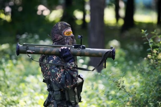 Tên lửa chống tăng RPG-26 Aglen. Ảnh: Donbass.