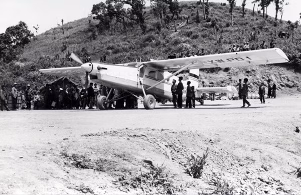 Tốc độ hành trình của chiếc máy bay này chỉ vào khoảng 142 km/h. Tầm hoạt động tối đa 676 km và có bán kính chiến đấu 323 km. Thời gian hoạt động liên tục trên không của AU-23 là gần 5 tiếng trước khi phải hạ cánh để bảo dưỡng. Nguồn ảnh: Vietnamwar.