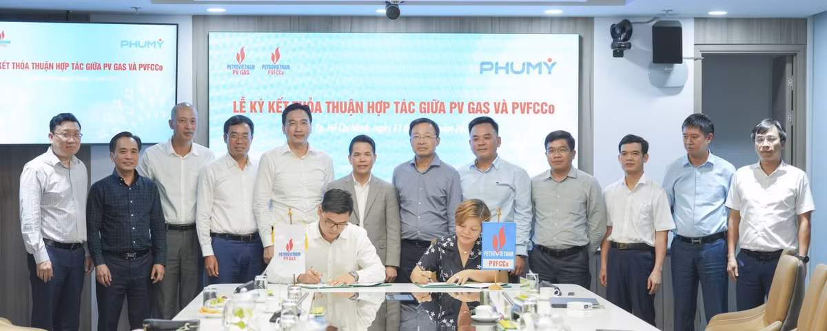 PVFCCo và PV GAS tăng cường hợp tác vì sự phát triển bền vững PVFCCo va PV GAS tang cuong hop tac vi su phat trien ben vung