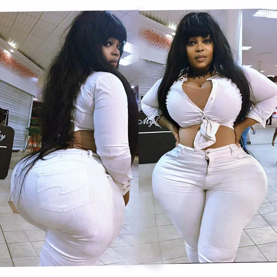 Siêu vòng 3 này từng bị ví von như Kim Kardashian phiên bản châu Phi. Cô cũng trở nên nổi tiếng hơn nhiều, được xuất hiện trên truyền hình, làm mẫu quảng cáo... nhờ bộ bàn tọa vĩ đại.