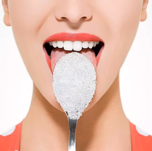 Cũng đừng lạm dụng quá mức các loại nước ngọt, các loại kẹo cao su vẫn gọi là “không đường” để chống lại cơn thèm ăn của bạn. Bởi vì nó nuôi dưỡng nhu cầu đồ ngọt của bạn và dự trữ đường ngay khi lượng calo còn dư lại vào cuối ngày, dù là không đáng kể. Tốt hơn là bạn nên cân bằng danh sách đồ ăn cho mình. Và hãy tránh những thực phẩm bổ sung cho là “cắt” cơn nghiện đồ ngọt.