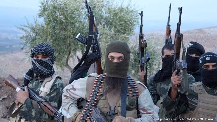 An xa Quoc te to phe doi lap Syria pham toi ac chien tranh