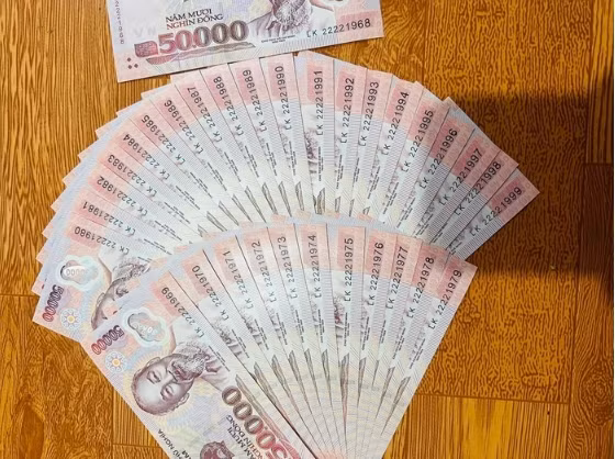 Đổi tiền lẻ, tiền mới Tết nguyên đán: Phí dịch vụ lên tới 30% - Hình 3 Doi tien le, tien moi Tet nguyen dan: Phi dich vu len toi 30%-Hinh-3