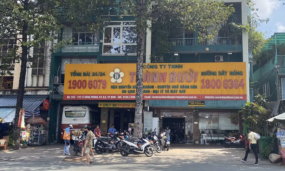 Doanh nhân Lê Đức Thành chủ nhà xe Thành Bưởi qua đời - Hình 2 Doanh nhan Le Duc Thanh chu nha xe Thanh Buoi qua doi-Hinh-2