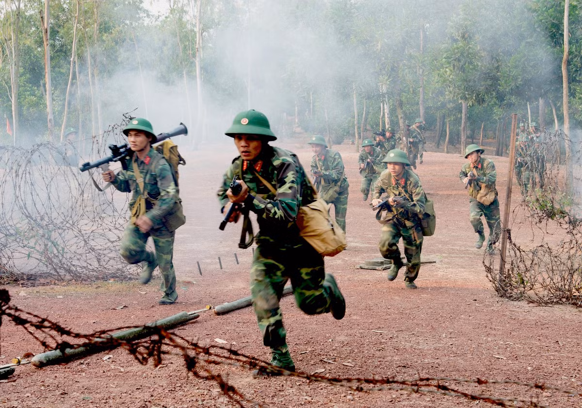 Ở thời điểm hiện tại, B41 vẫn là một trong những vũ khí tiêu chuẩn của bộ binh Việt Nam ngay từ cấp tiểu đội và là hỏa lực chính để chống lại các mục tiêu cơ giới cũng như cả bộ binh của đối phương. Chính vì vậy, trong những năm qua Quân đội Nhân dân Việt Nam mà cụ thể hơn là Tổng cục Công nghiệp Quốc phòng đã không ngừng hoàn thiện cũng như nâng cấp loại vũ khí đặc biệt sau nhiều năm sử dụng. Nguồn ảnh: QĐND.