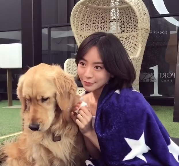 Sau khi khẳng định tin đám cưới của Park Yoochun và Hwang Ha Na vài ngày trước, thì công ty C-JeS Entertainment lại thông báo đám cưới của hai người sẽ diễn ra vào ngày 10/9 ở một khách sạn tại Seoul.