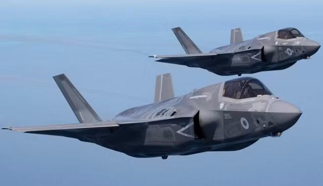 Nghĩa là, muốn hạ được F-35 nói chung hay F-35I nói riêng, tổ hợp S-400 không thôi là không đủ, sẽ cần tới các máy bay cảnh báo sớm hay các hệ thống radar khổng lồ như các dàn radar cố định được Liên Xô xây dựng từ thời Chiến tranh Lạnh. Nguồn ảnh: Moutain.