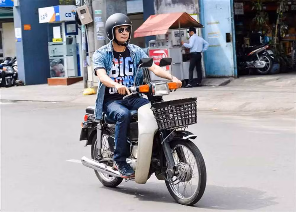 'Dai gia ngam' cua showbiz Viet goi ten Tiet Cuong-Hinh-4