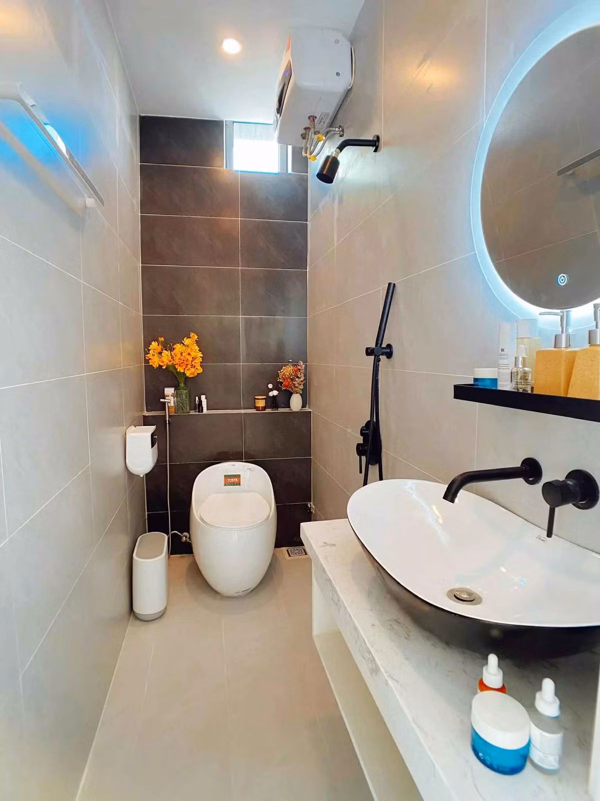 Ngoi nha pho luon trong lanh nho duoc ‘boc’ boi khu vuon nho-Hinh-14