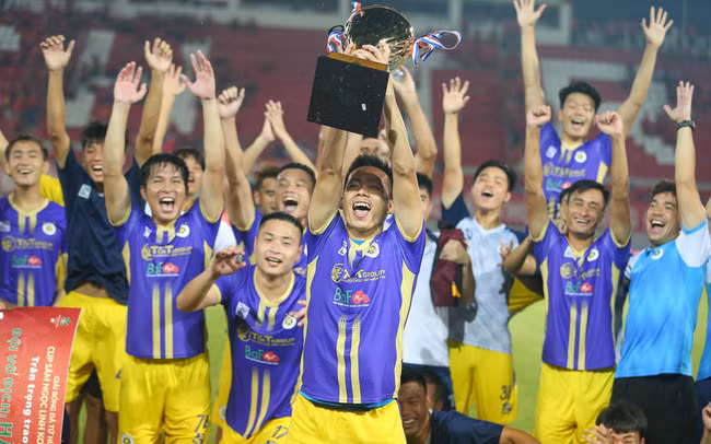 Thanh cong cung U23 Viet Nam, cau thu Ha Noi FC duoc thuong to