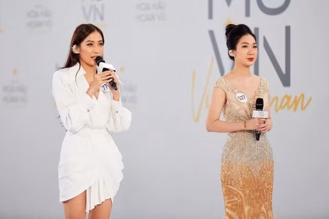 Showbiz va cau chuyen 