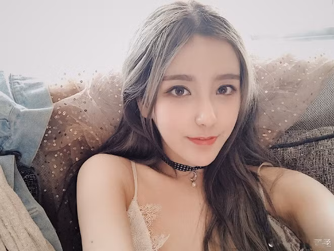Nu BLV eSports bi no luong, lien tuc nhan binh luan tuc tiu-Hinh-2