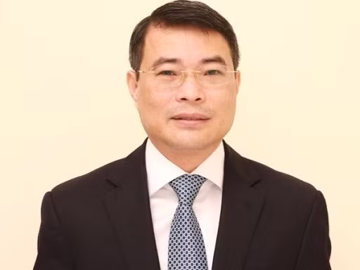 Bày tỏ niềm vinh dự khi được Bộ Chính trị giao nhiệm vụ, Chánh Văn phòng Trung ương Đảng Lê Minh Hưng cho biết, niềm vinh dự này đi cùng với trách nhiệm cao. Ý thức sâu sắc về công việc được giao, ông Lê Minh Hưng khẳng định tiếp tục học tập, rèn luyện, tu dưỡng, nhanh chóng nắm bắt các công việc của Văn phòng Trung ương Đảng, hoàn thành xuất sắc nhiệm vụ mà Đảng giao phó, tiếp tục sự nghiệp rất vẻ vang 90 năm truyền thống Văn phòng Trung ương Đảng.