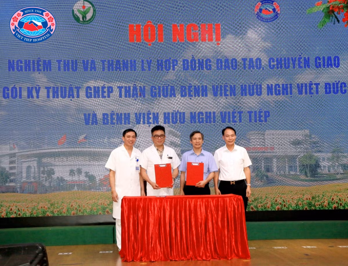 Bệnh viện Hữu Nghị Việt Tiệp phẫu thuật thành công ca ghép thận số 6 - Hình 6 Benh vien Huu Nghi Viet Tiep phau thuat thanh cong ca ghep than so 6-Hinh-6