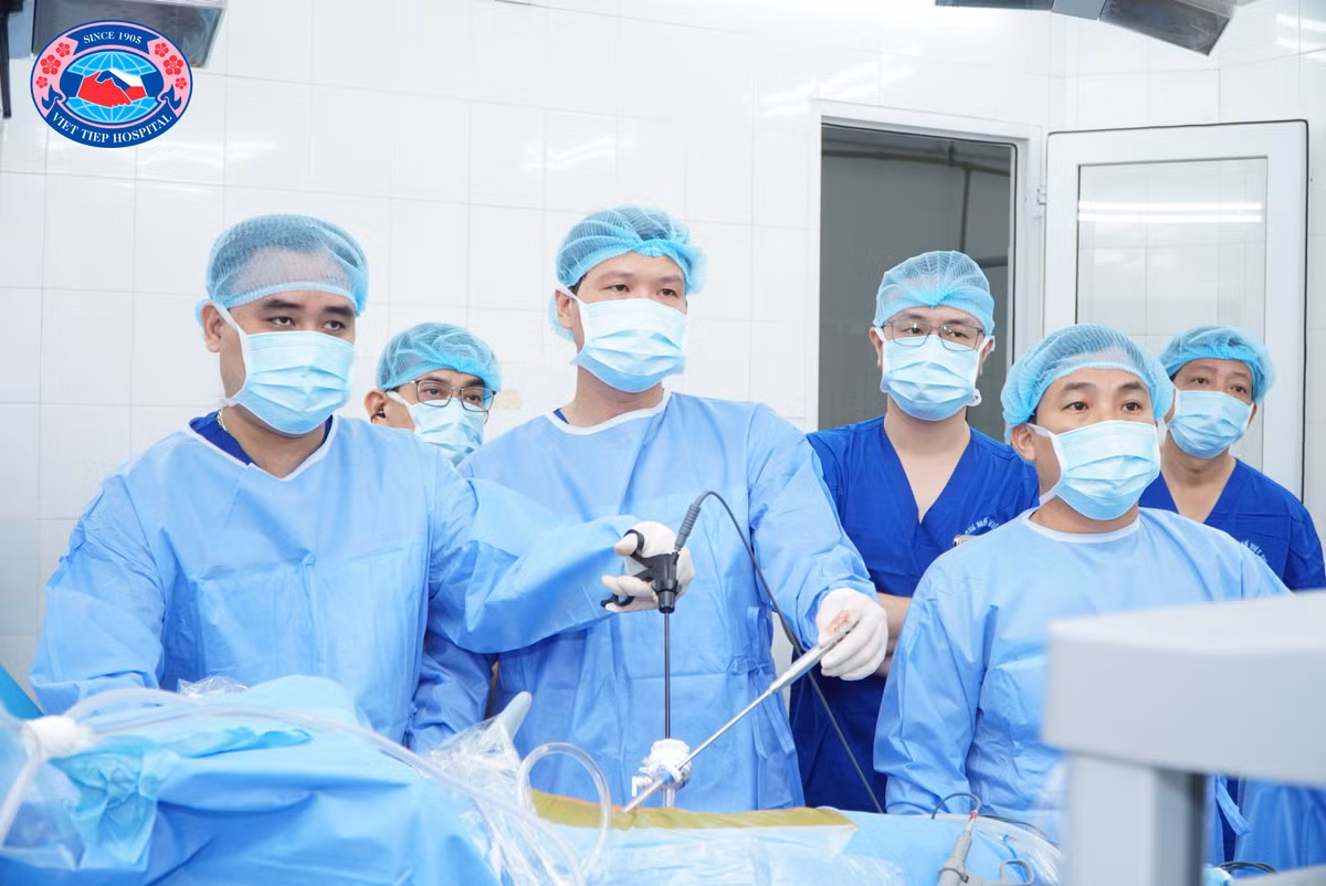 Bệnh viện Hữu Nghị Việt Tiệp phẫu thuật thành công ca ghép thận số 6 Benh vien Huu Nghi Viet Tiep phau thuat thanh cong ca ghep than so 6