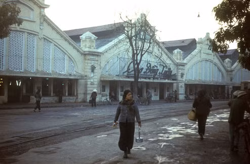 Chợ Đồng Xuân.