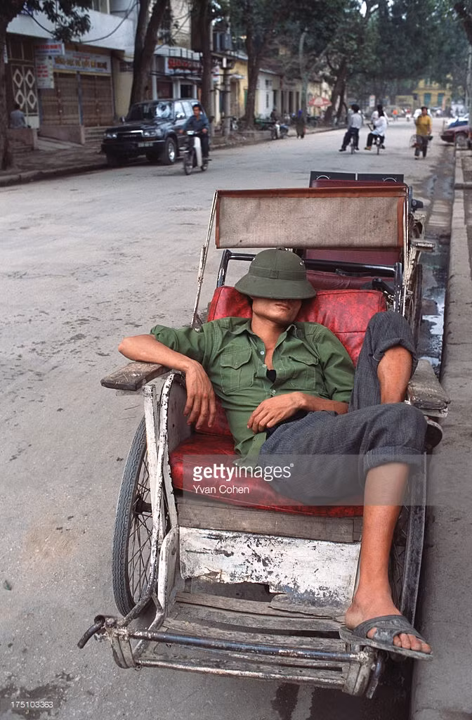 Anh de doi ve Ha Noi 20 nam truoc cua Yvan Cohen (1)