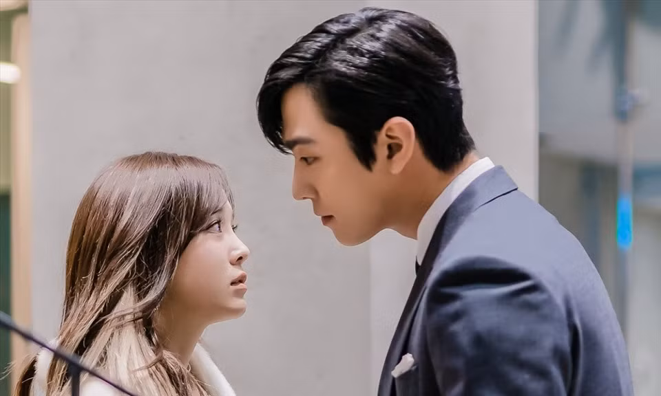 Chet sung khi sep moi lai la nguoi yeu cu