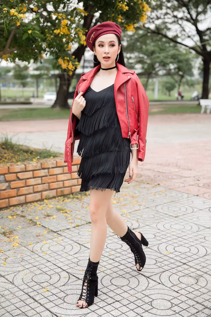 Chia sẻ bản thân là người cầu toàn, Angela Phương Trinh cho biết cô rất đầu tư cho phần hình ảnh của mình dù là trên phim hay ngoài đời thật.