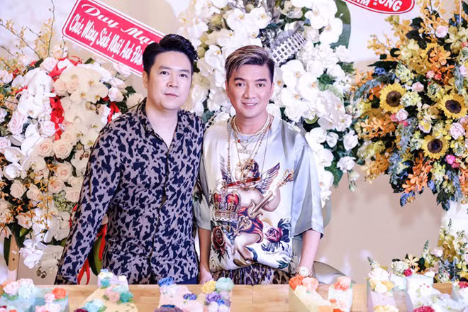 Quyen luc khung khiep cua Dam Vinh Hung tuoi 47-Hinh-3