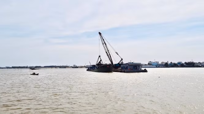 An Giang: Hàng chục giấy phép khai thác cát sai quy định An Giang: Hang chuc giay phep khai thac cat sai quy dinh