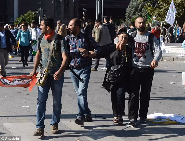 Chính quyền Ankara xác nhận, ít nhất 86 người thiệt mạng và 186 người khác bị thương trong vụ nổ.