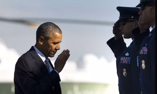 Ngày 15/10, Tổng thống Mỹ Barack Obama công bố kế hoạch giữ 5.500 quân ở Afghanistan tới năm 2017.
