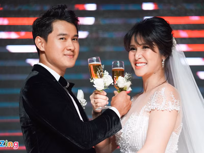 Thông tin Thảo Trang tái hôn khiến nhiều khán giả bất ngờ bởi lẽ nữ diễn viên giữ kín chuyện tình cảm.
