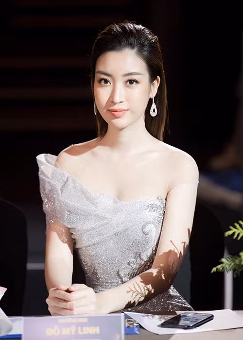 Trong thời gian đương nhiệm, Mỹ Linh xây dựng hình ảnh thanh lịch.