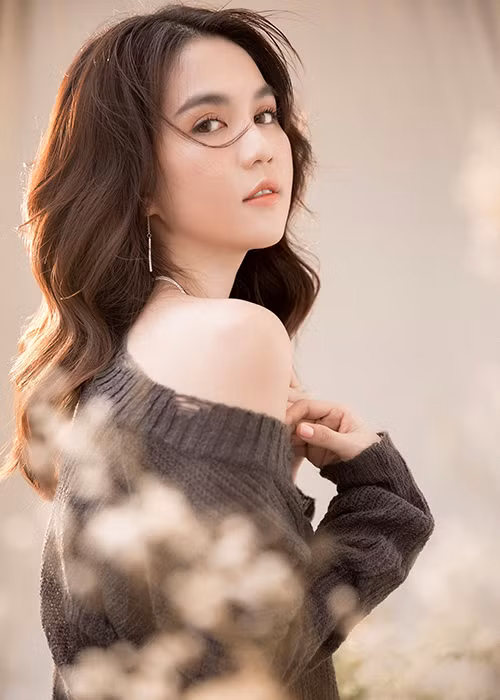 Một trong số những lý do Ngọc Trinh được đại gia theo đuổi là vẻ đẹp cuốn hút.