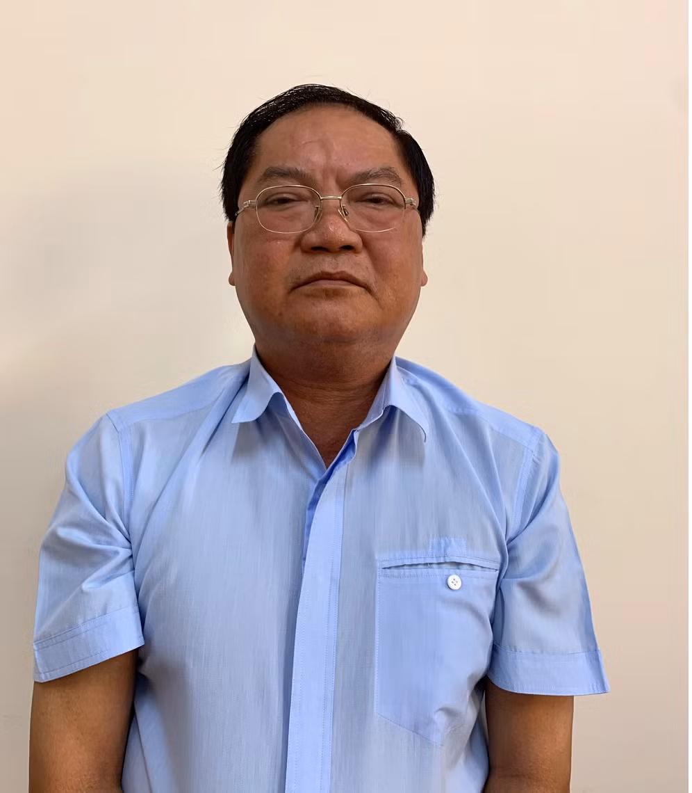 Lý do nguyên Tổng giám đốc SAGRI Lê Tấn Hùng bị bắt giam, khởi tố - Hình 3 Ly do nguyen Tong giam doc SAGRI Le Tan Hung bi bat giam, khoi to-Hinh-3