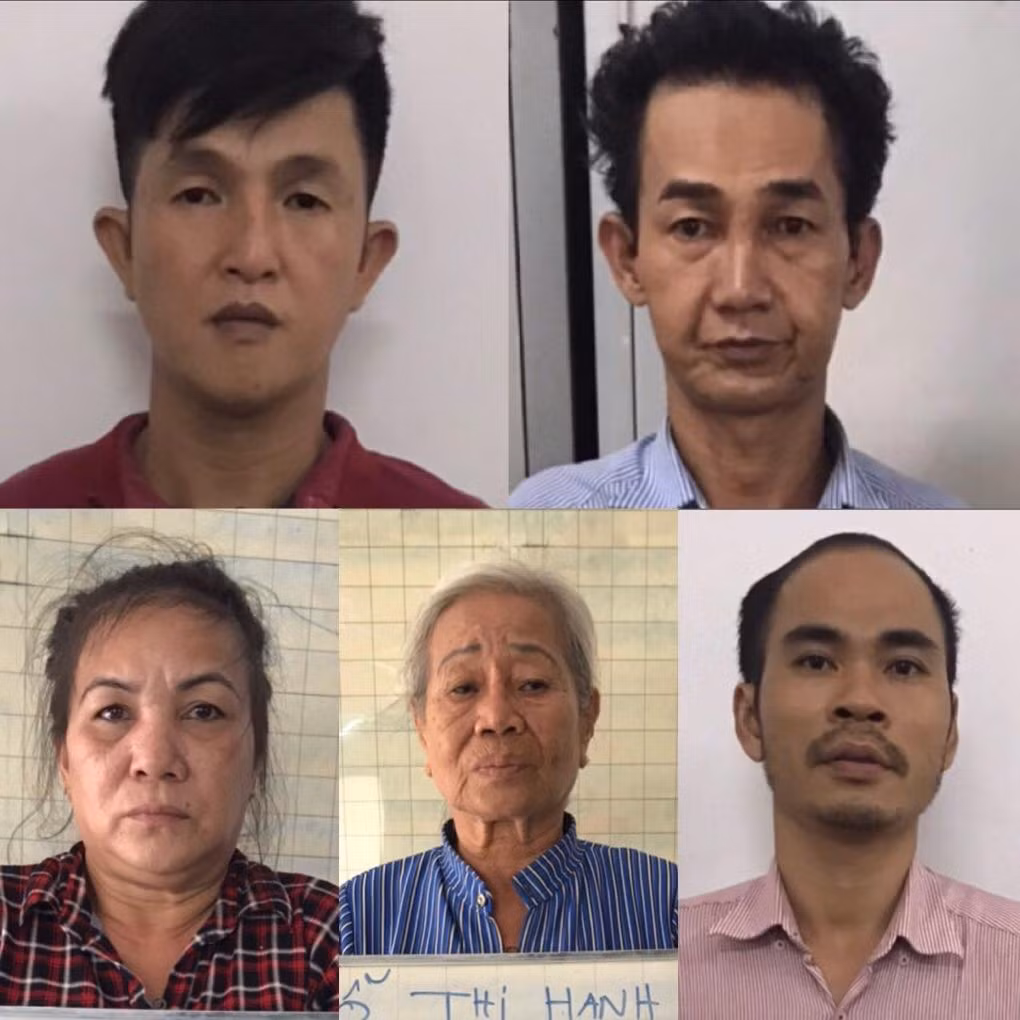 TP HCM: Tóm gọn nhóm chuyên dàn cảnh móc túi hành khách đi xe buýt TP HCM: Tom gon nhom chuyen dan canh moc tui hanh khach di xe buyt
