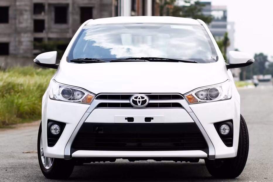 “Trái tim” của Yaris được trang bị động cơ 2NR-FE 1.5L với hệ thống điều phối van biến thiên thông minh kép Dual VVT-I, hộp số vô cấp CVT với tính năng chuyển số thể thao +/-, giả lập 7 cấp số.
