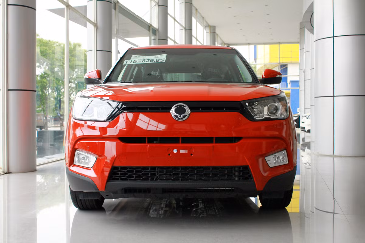 Xe SsangYong Tivoli "dai ha gia" chi con 555 trieu tai VN