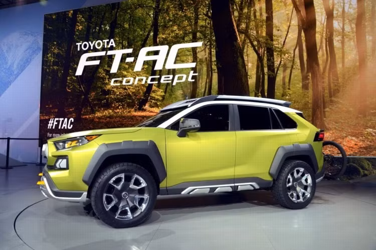 Ngoài ra, xe cũng được tích hợp thêm một giá đỡ xe đạp phía sau, có thể được thu gọn khi không sử dụng.