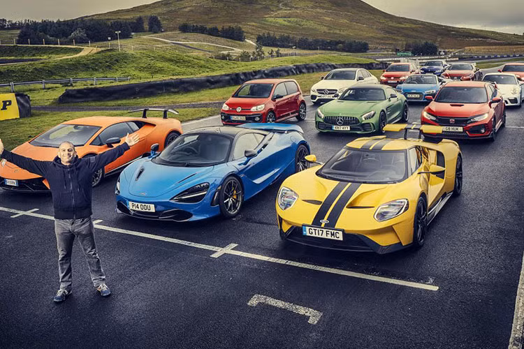 Trong danh sách năm nay có nhiều cái tên đáng chú ý như Honda Civic, Ford Fiesta, Mercedes-AMG E63 S, Bugatti Chiron và Jaguar E-Pace. Đặc biệt có một số mẫu xe mới ra mắt đã dành ngay giải thưởng, đơn cử như mẫu Ford GT đã dành được giải thưởng siêu xe đường đua tốt nhất, vượt qua hàng loạt tên tuổi lẫy lừng khác.